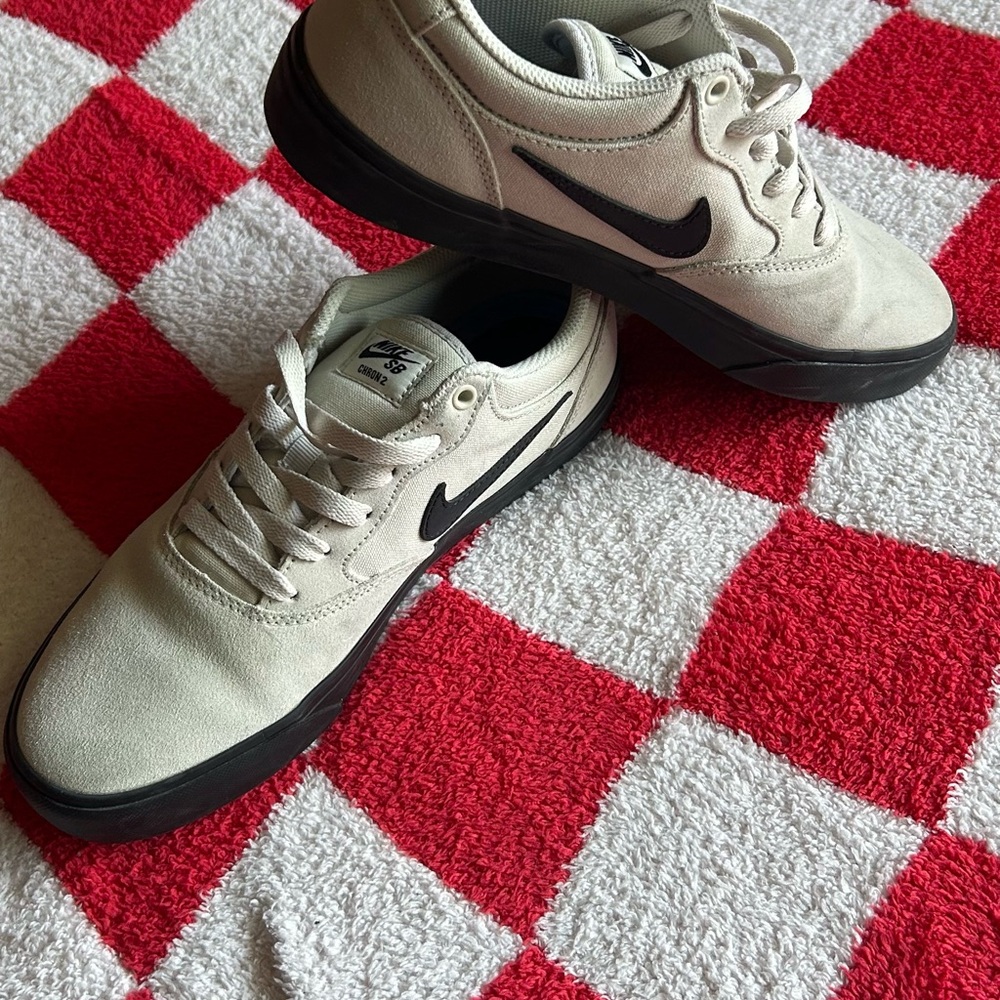 Nike SB Chron 2, grey suede